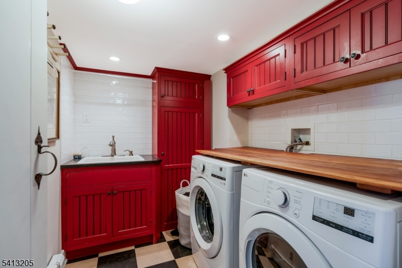 Neshanic Station - Residential