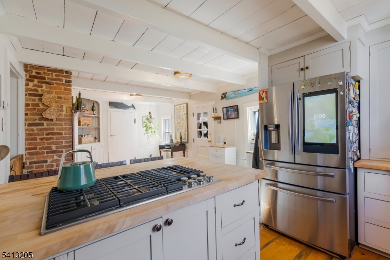 Neshanic Station - Residential