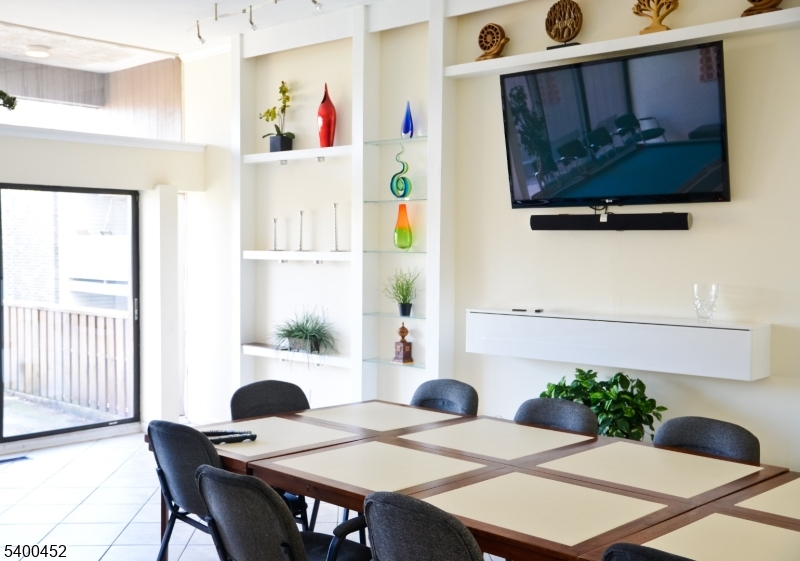 Arbor Hills Coop - Residential Lease