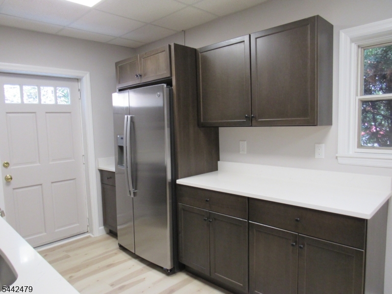 Photo 1 of 19 — 4 Fairfield Ave, West Caldwell Twp., NJ 07006