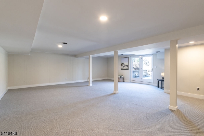 New Vernon - Residential