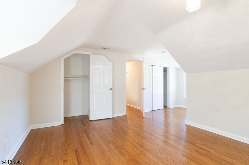 New Vernon - Residential