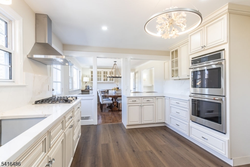 New Vernon - Residential