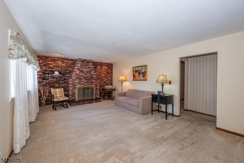 Hillcrest Section - Residential