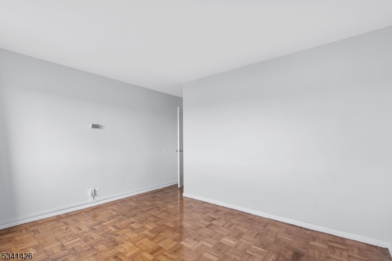 Harrison Park towers - Residential