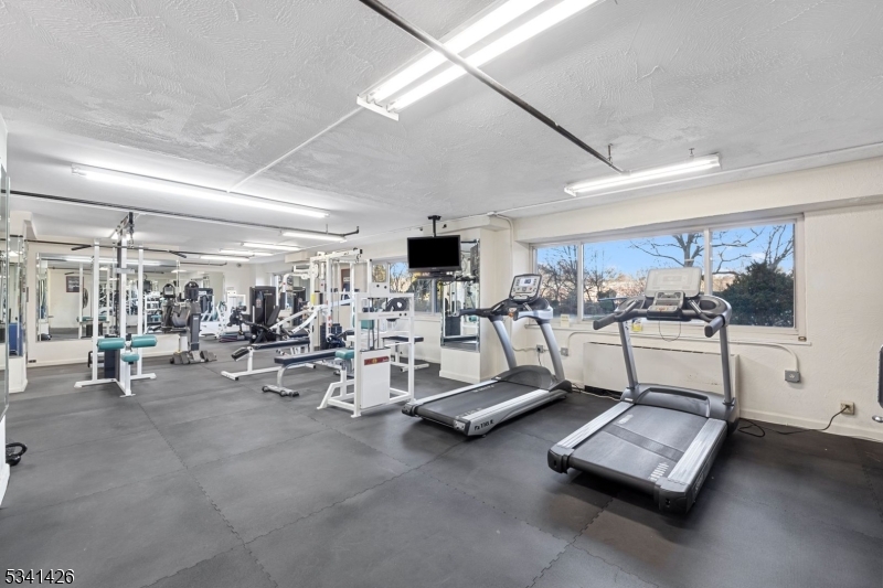 Harrison Park towers - Residential