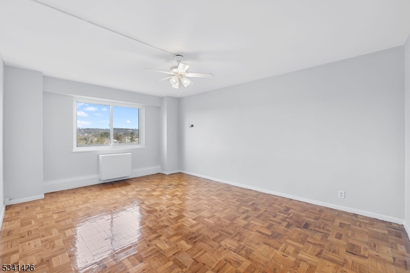 Harrison Park towers - Residential