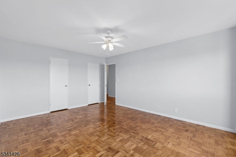 Harrison Park towers - Residential