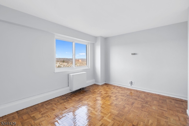 Harrison Park towers - Residential