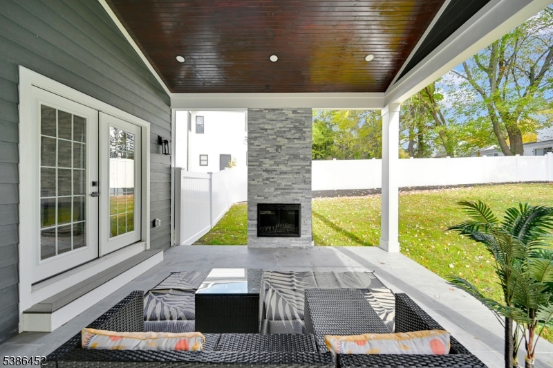 Hillside - Residential