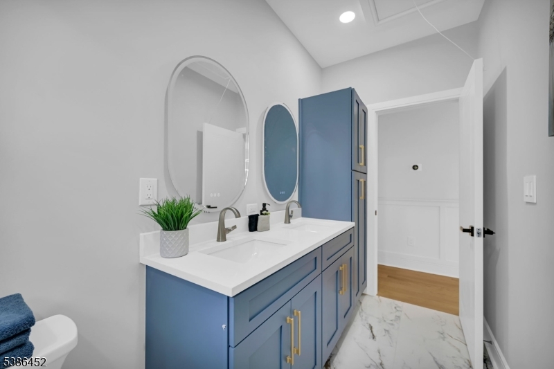 Hillside - Residential