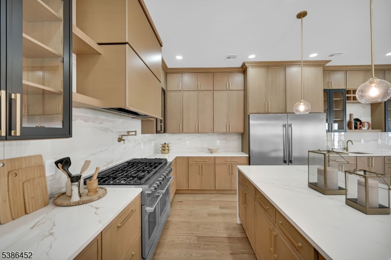 Hillside - Residential