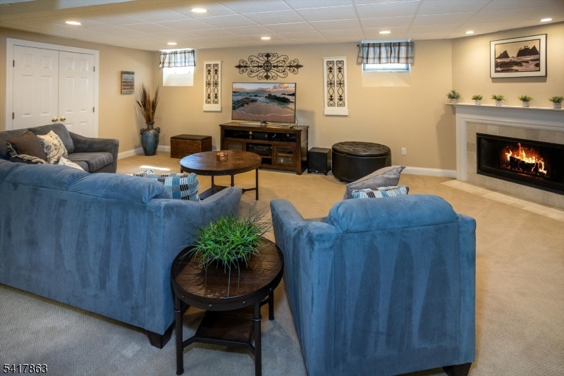 Forrest Hill - Residential