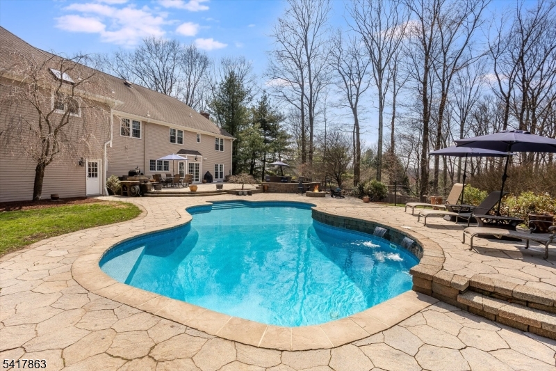 Forrest Hill - Residential