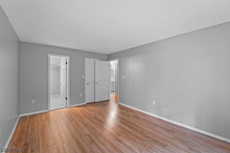 Society Hill at Somerset VI - Residential