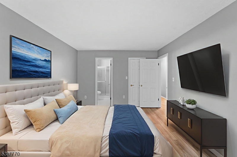 Society Hill at Somerset VI - Residential