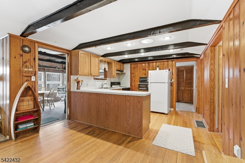 Crandon Lake - Residential