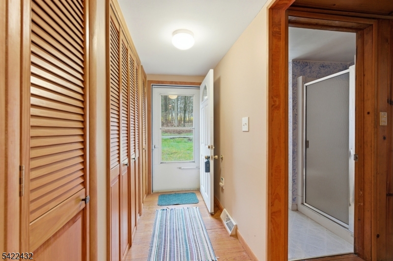 Crandon Lake - Residential