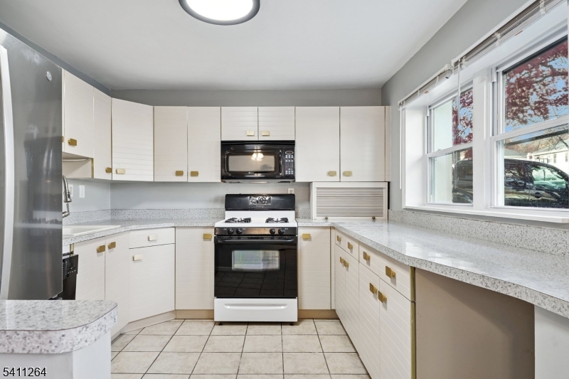 Pleasantdale - Residential