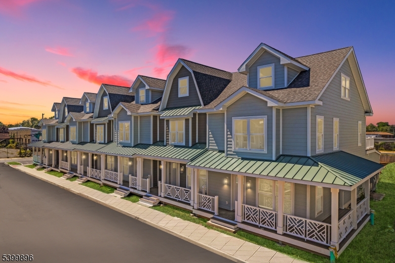 Avon Lakeview Townhomes - Residential