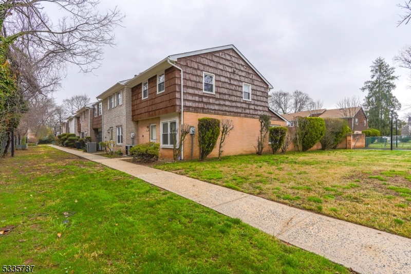 Eighth Irving Condo - Residential