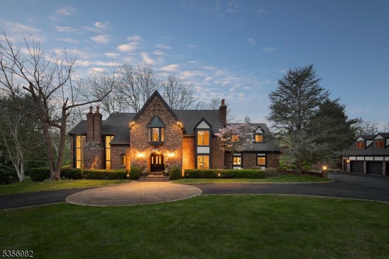 11 Kerby Ln