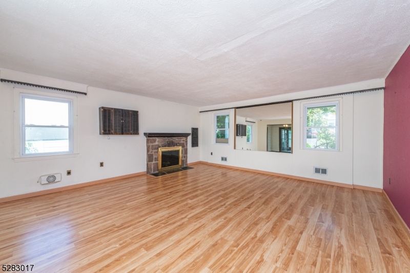 Upper Lake Hiawatha - Residential