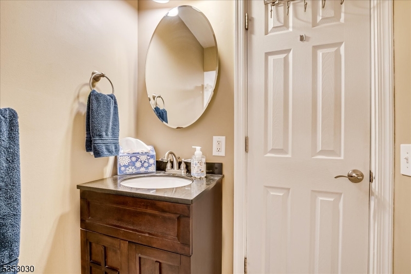 South Plainfield Boro, New Jersey 07080, United States, 4 Bedrooms Bedrooms, ,2 BathroomsBathrooms,Residential,Pending,115339