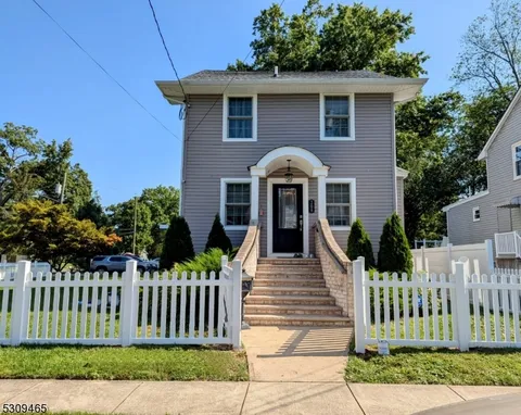 MLS: 3943652