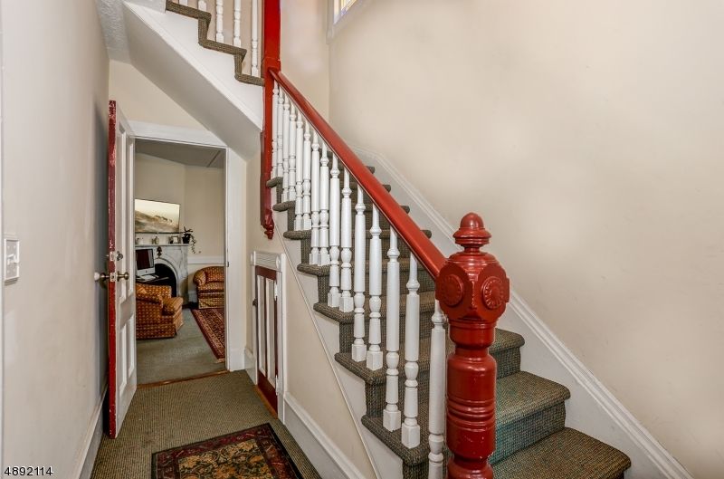 In Town - Residential Lease