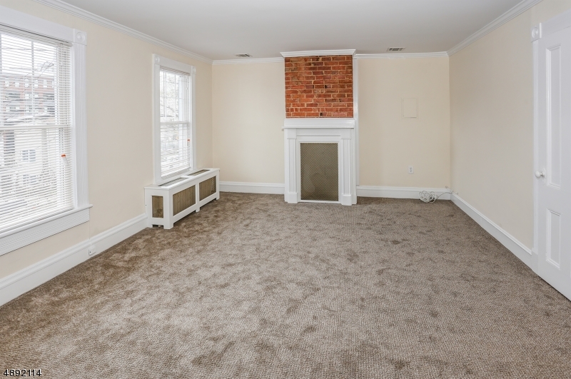 In Town - Residential Lease