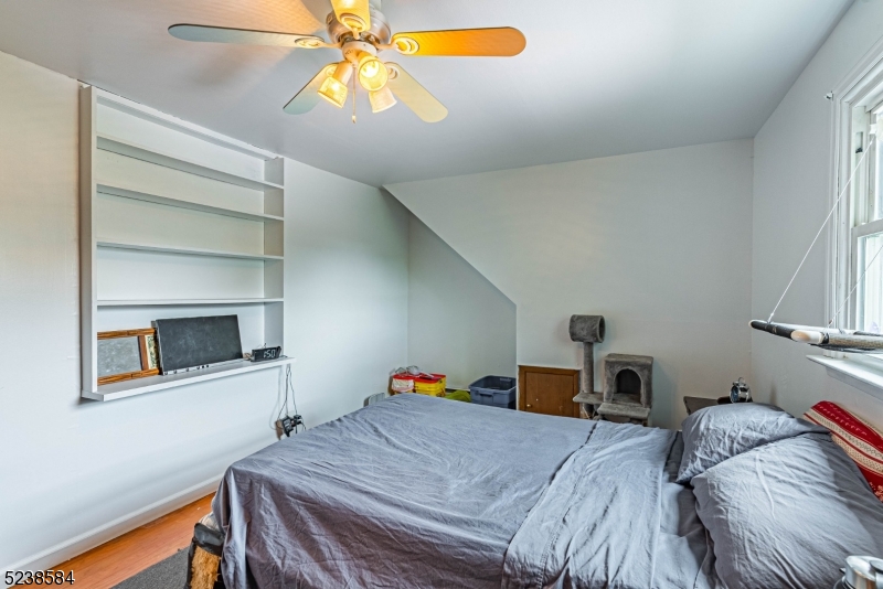 Oak Ridge - Residential