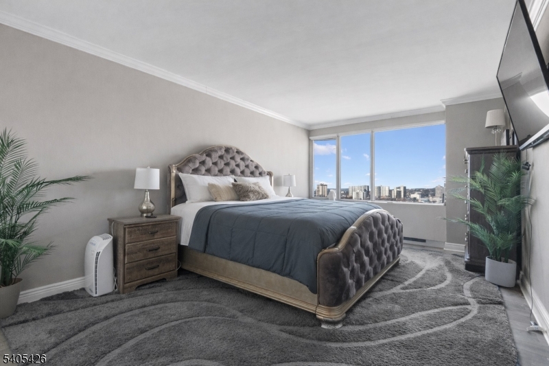 Horizon House - Residential