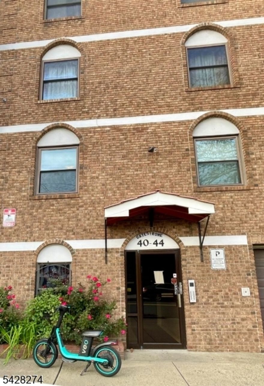This well-maintained two-bedroom, one-bathroom rental unit offers a comfortable and practical living space, perfect for those seeking both convenience and accessibility. The home features spacious bedrooms, a bright living area, and a functional layout designed for everyday living. Included parking adds extra ease, while the prime location provides quick access to major transportation routes, making commuting simple. Just minutes from Newark Liberty International Airport (EWR), this property is ideal for frequent travelers or anyone looking to stay connected to the surrounding area.