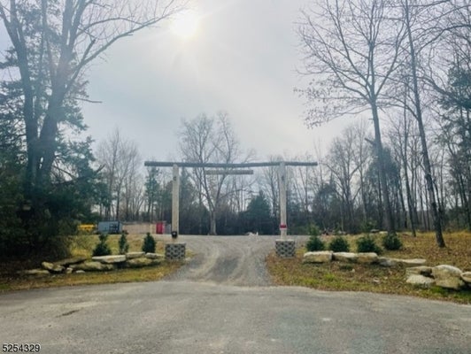 2 DAVON LN, HAMBURG, NJ 07419 - Image dbfb082bab3168beef7fcfc9f8cc1a95/3194744309