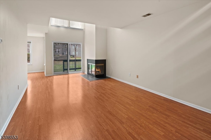 Montgomery Woods - Residential