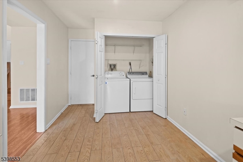 Montgomery Woods - Residential