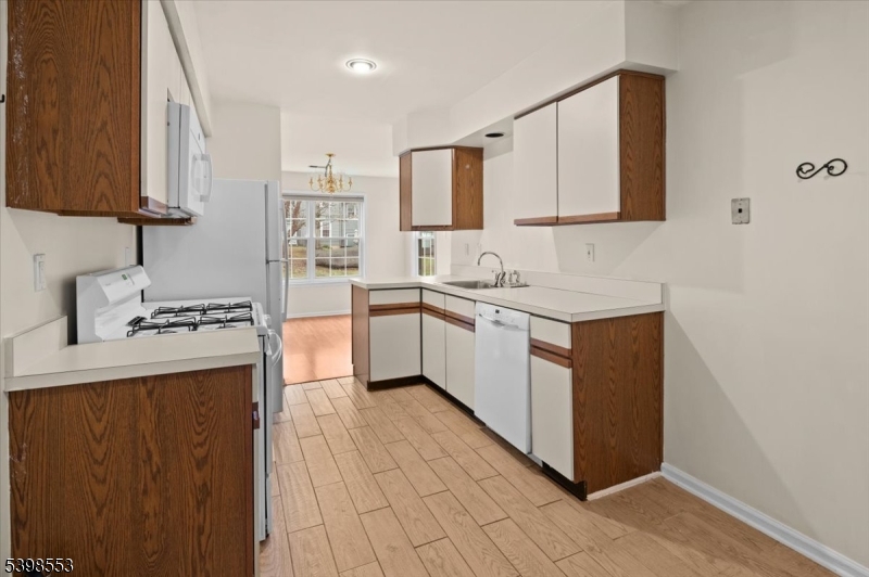 Montgomery Woods - Residential