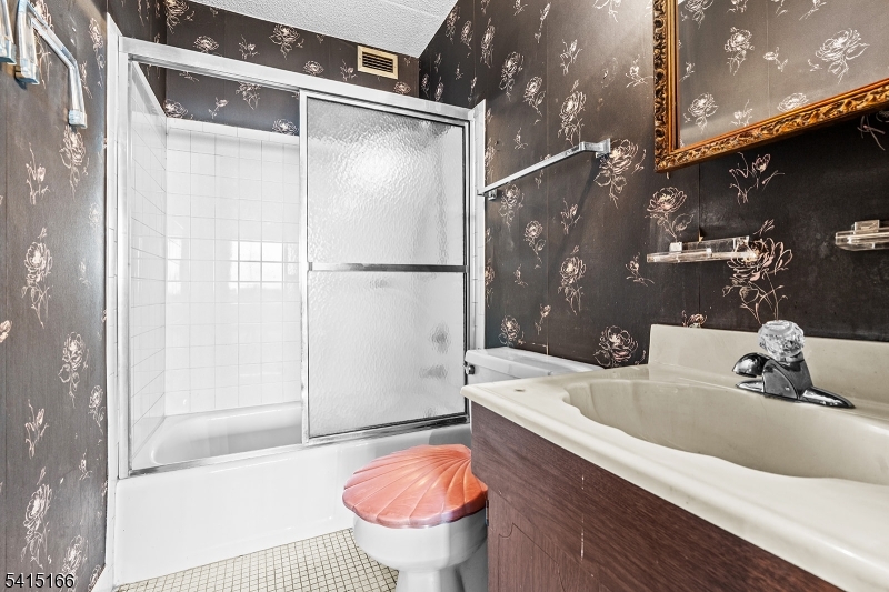 Presidential Towers - Residential