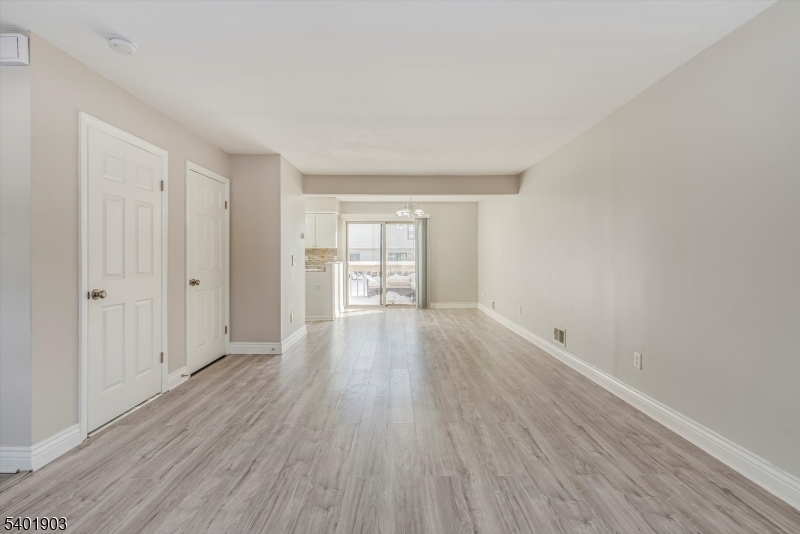 Rolling Hills - Residential