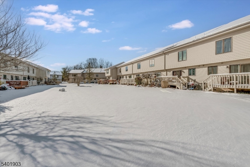 Rolling Hills - Residential