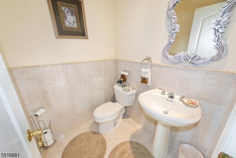 Mendham Lake Estates - Residential