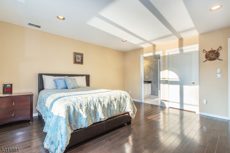 Mendham Lake Estates - Residential