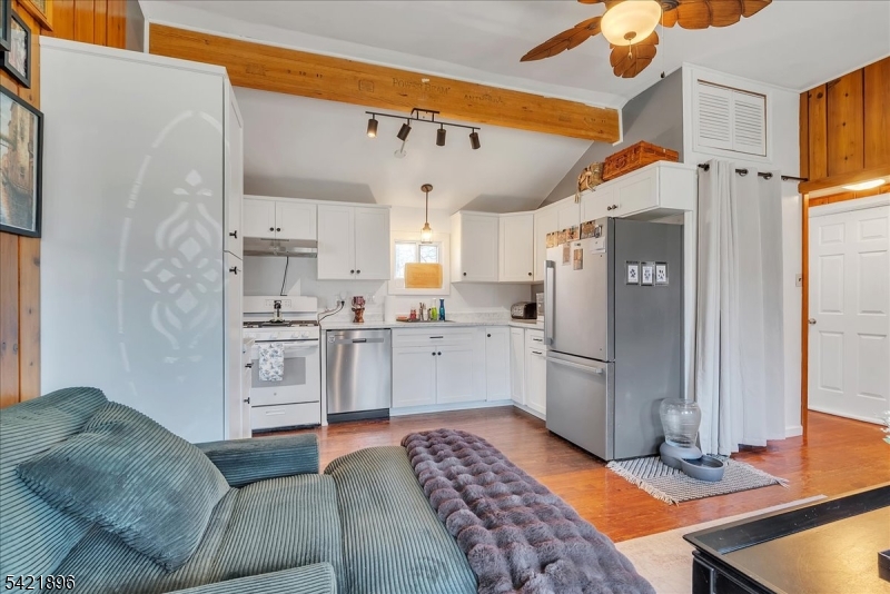 Highland Lakes - Residential