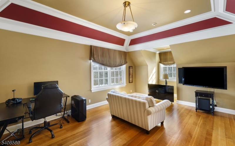 Roxiticus Valley/Far Hills - Residential