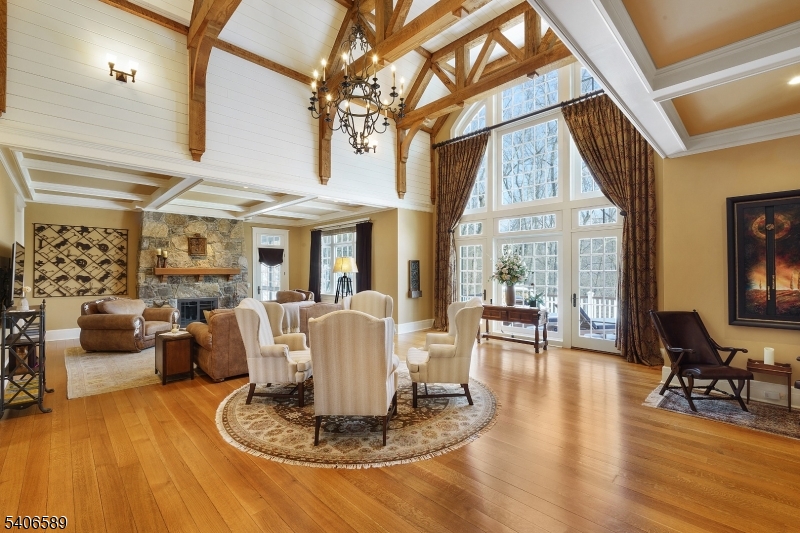 Roxiticus Valley/Far Hills - Residential