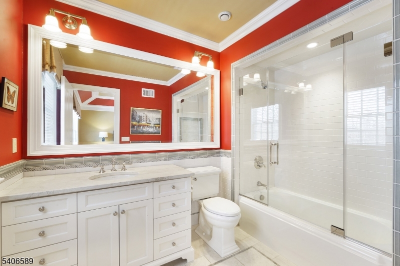 Roxiticus Valley/Far Hills - Residential