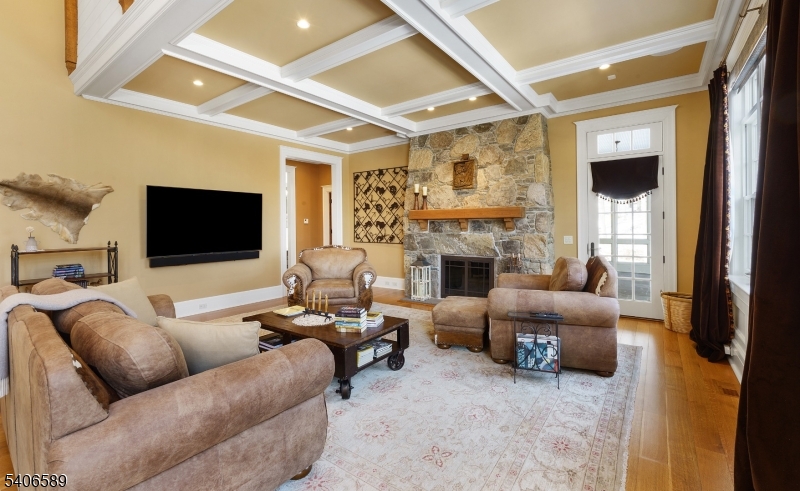 Roxiticus Valley/Far Hills - Residential