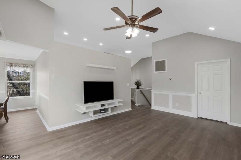 Stratton Meadows - Residential Lease