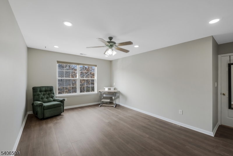 Stratton Meadows - Residential Lease